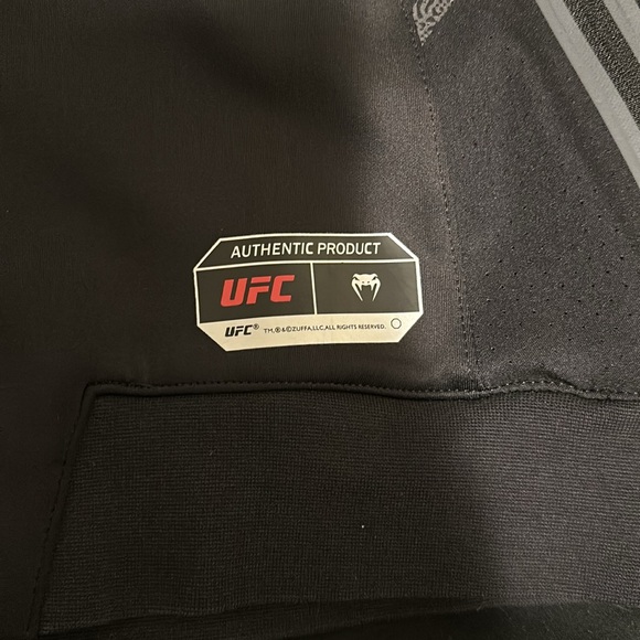 UFC Mens XL Venum zip Hoodie-Justin Gaethje - Picture 6 of 12